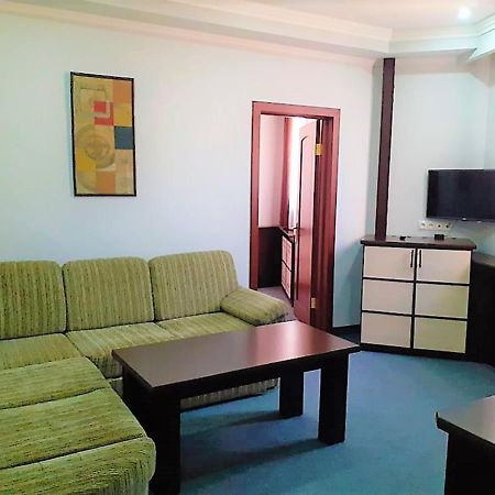 Ddd Hotel Erivan Exterior foto
